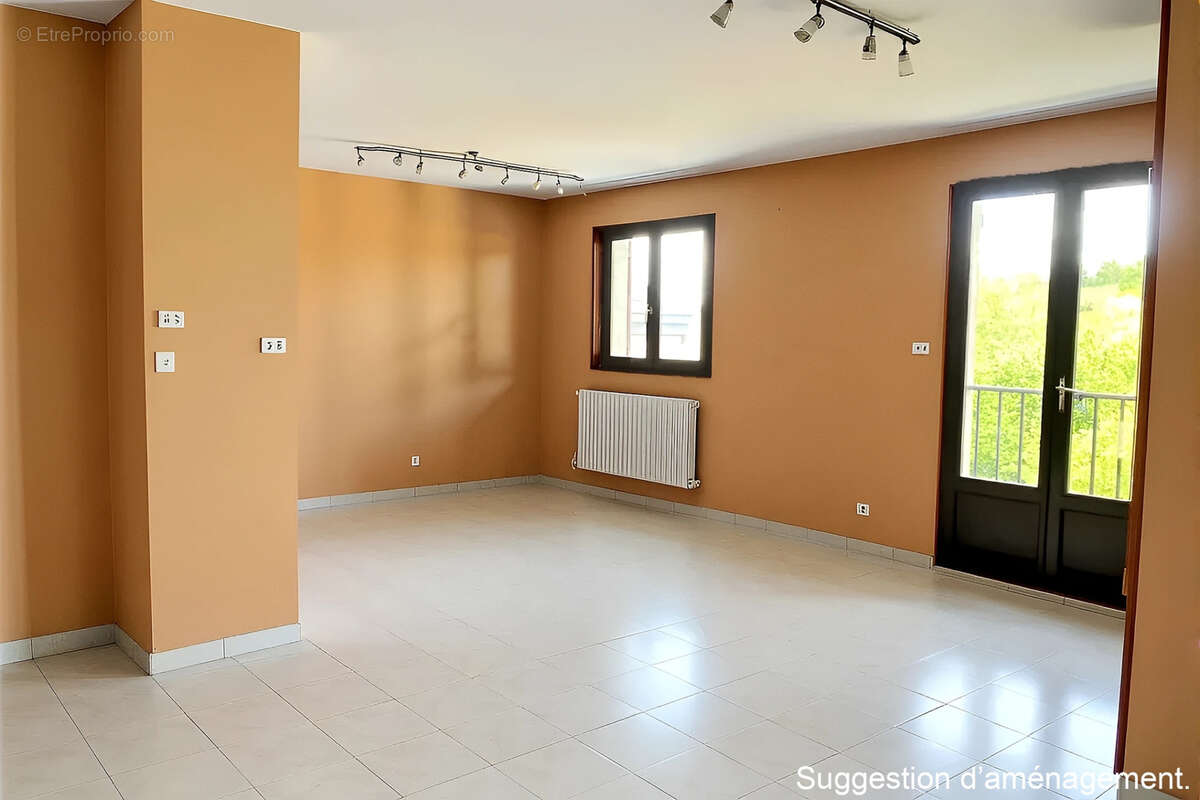 Maison à MONTROZIER