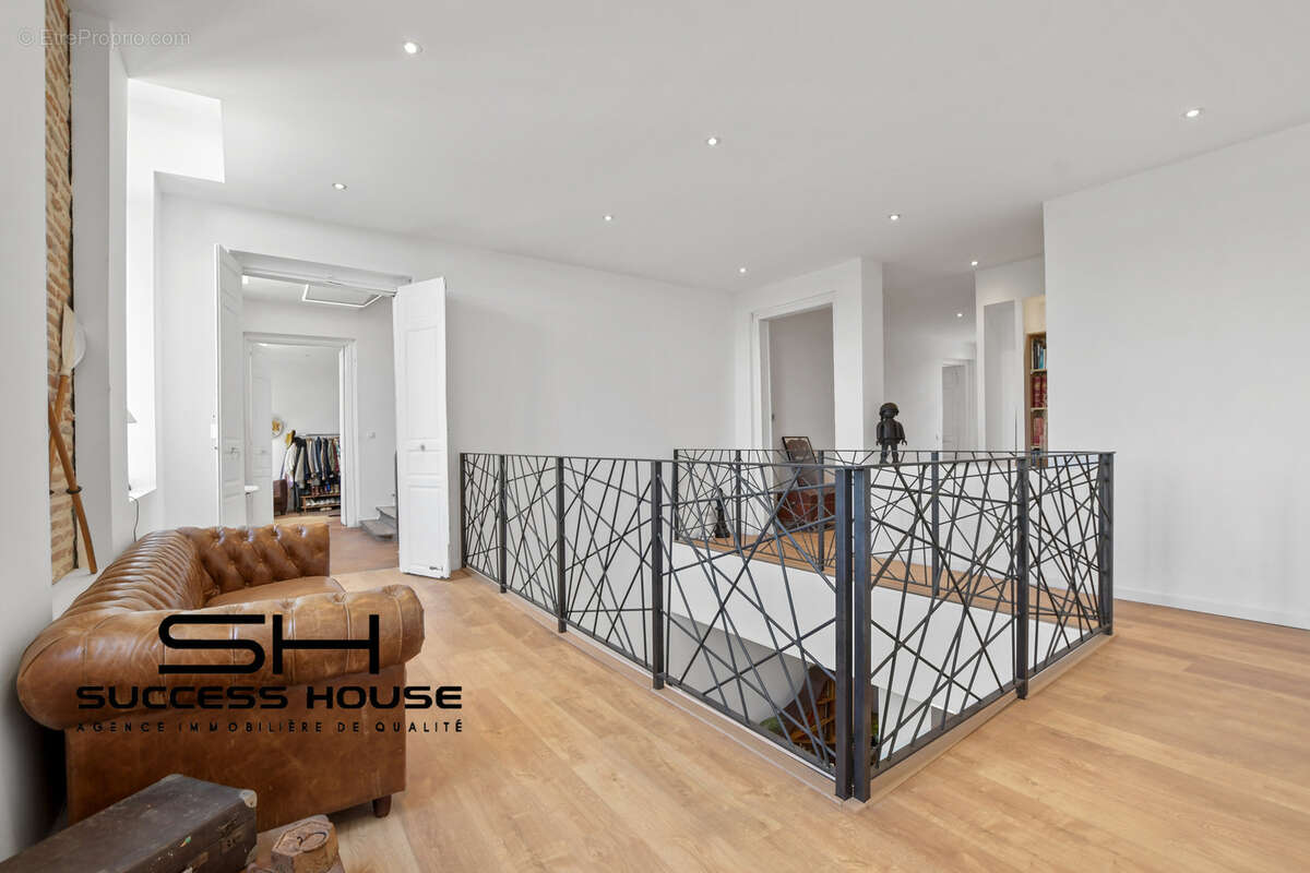 Maison à MONTESQUIEU-VOLVESTRE