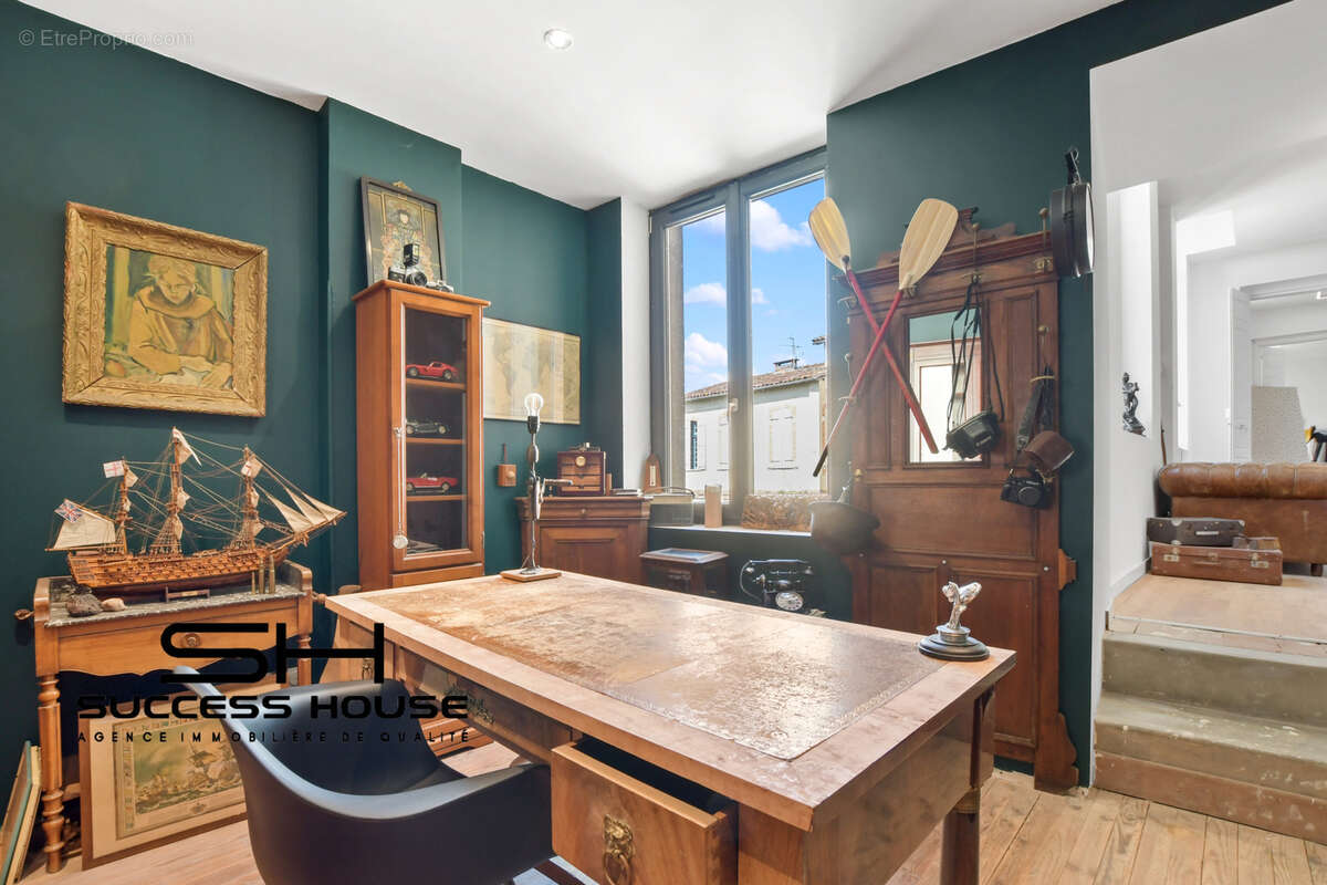 Maison à MONTESQUIEU-VOLVESTRE