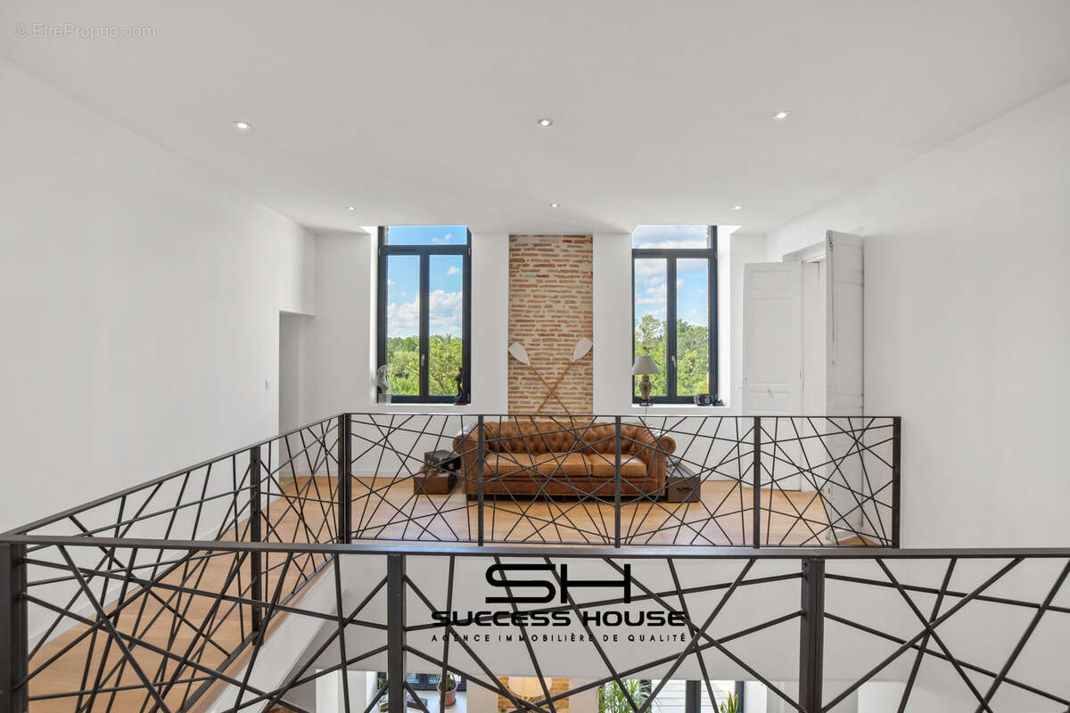 Maison à MONTESQUIEU-VOLVESTRE