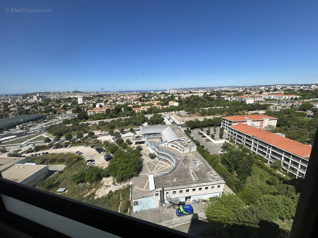 Appartement à MARSEILLE-12E