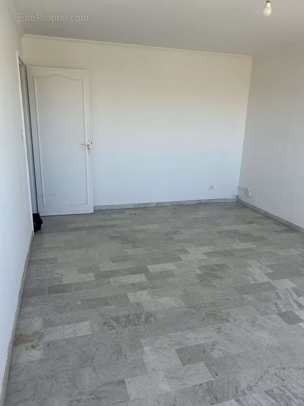 Appartement à MARSEILLE-12E