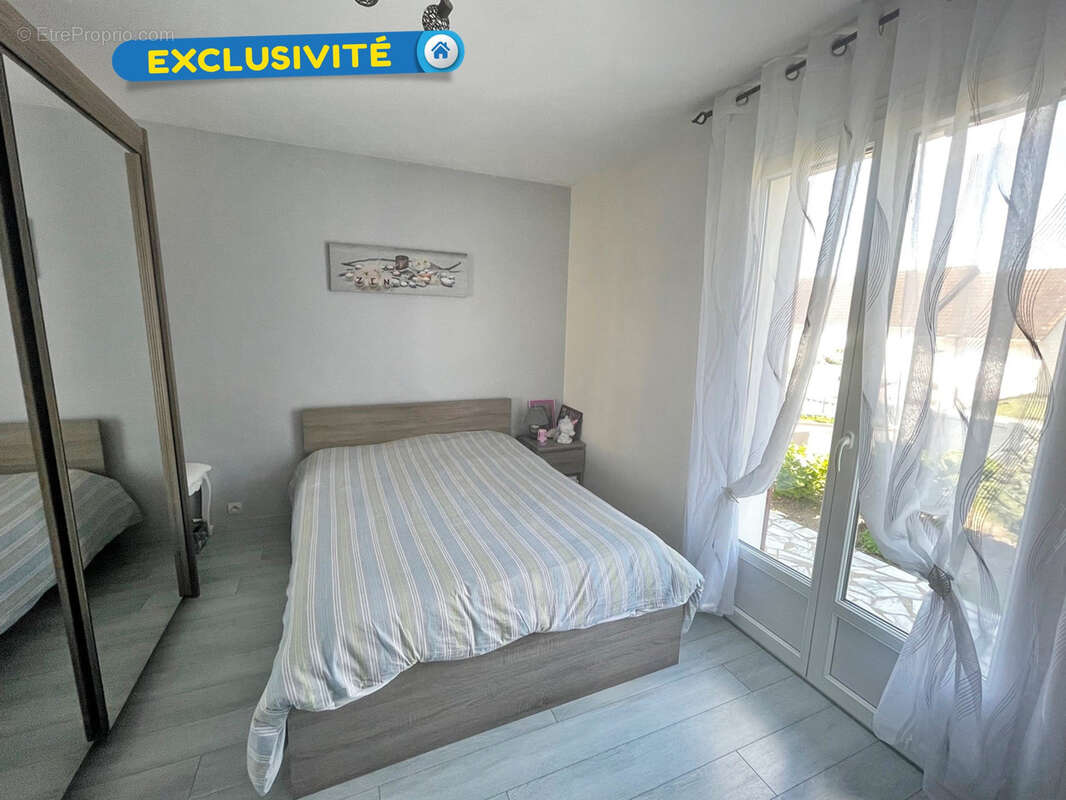 Maison à VIENNE-EN-VAL