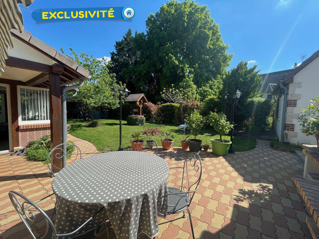 Maison à VIENNE-EN-VAL