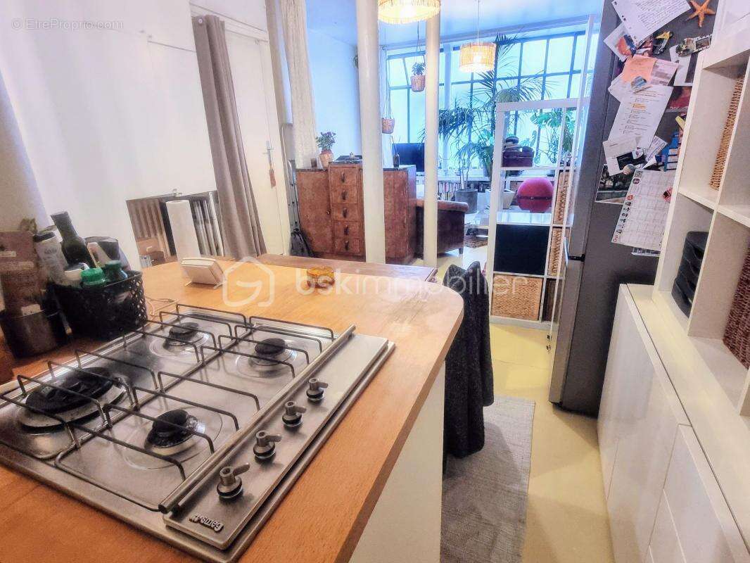 Appartement à PARIS-10E