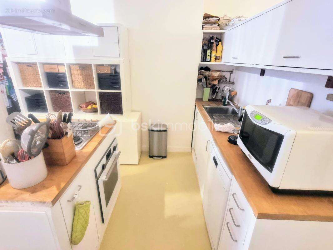 Appartement à PARIS-10E