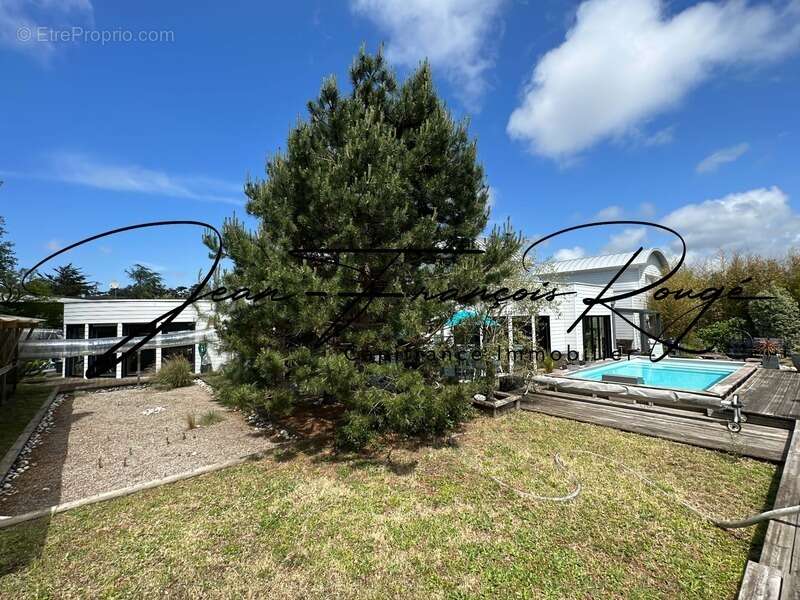 Maison à AGON-COUTAINVILLE