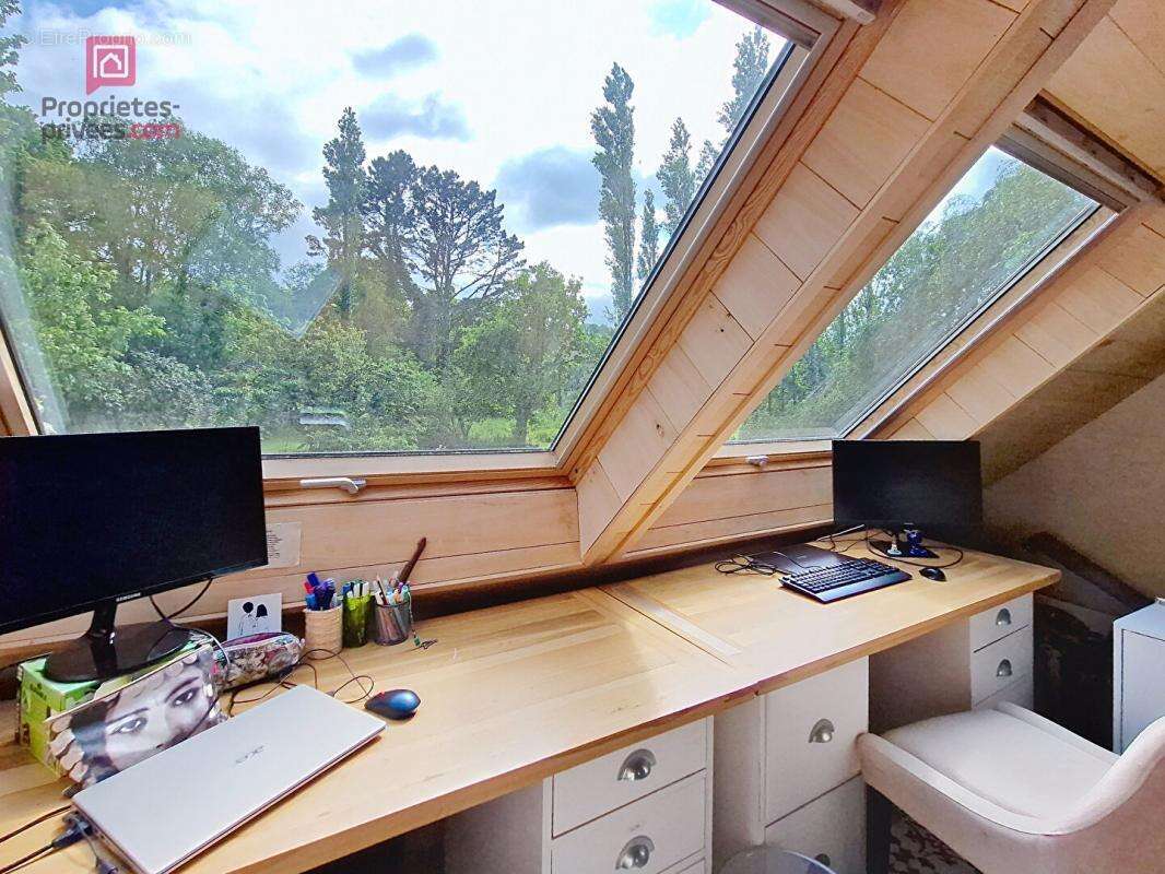 Maison à PLOUGONVEN