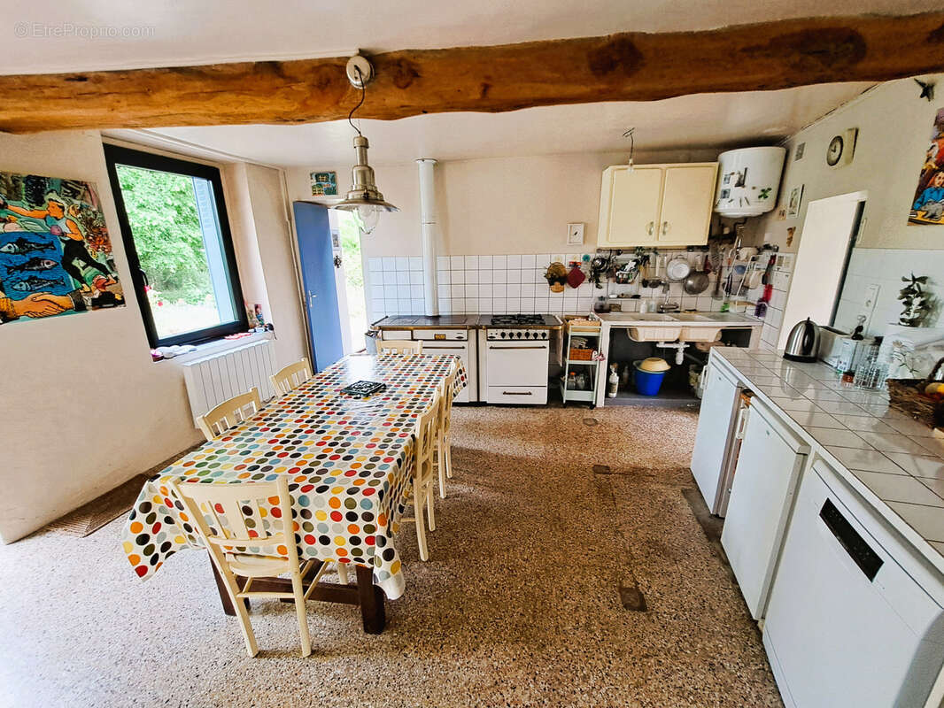 Maison à PONT-SUR-YONNE