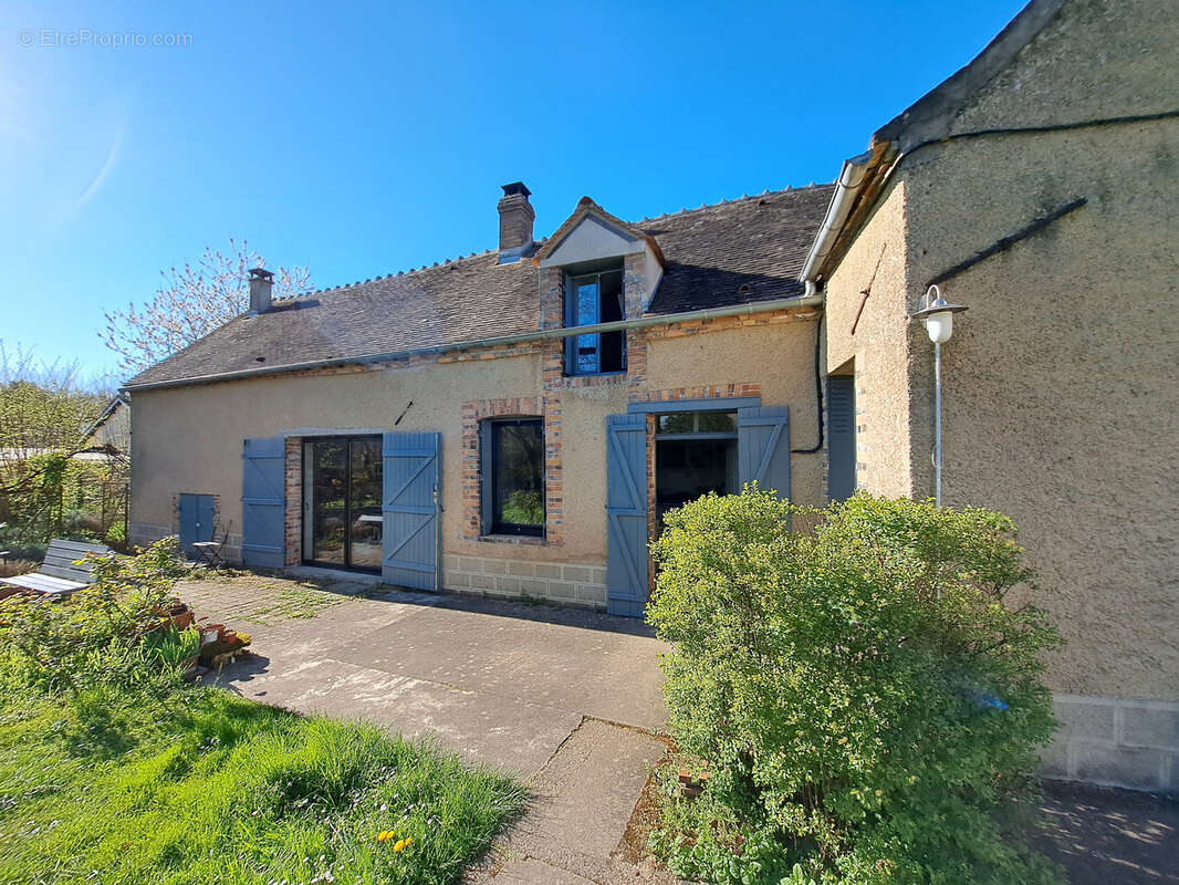 Maison à PONT-SUR-YONNE