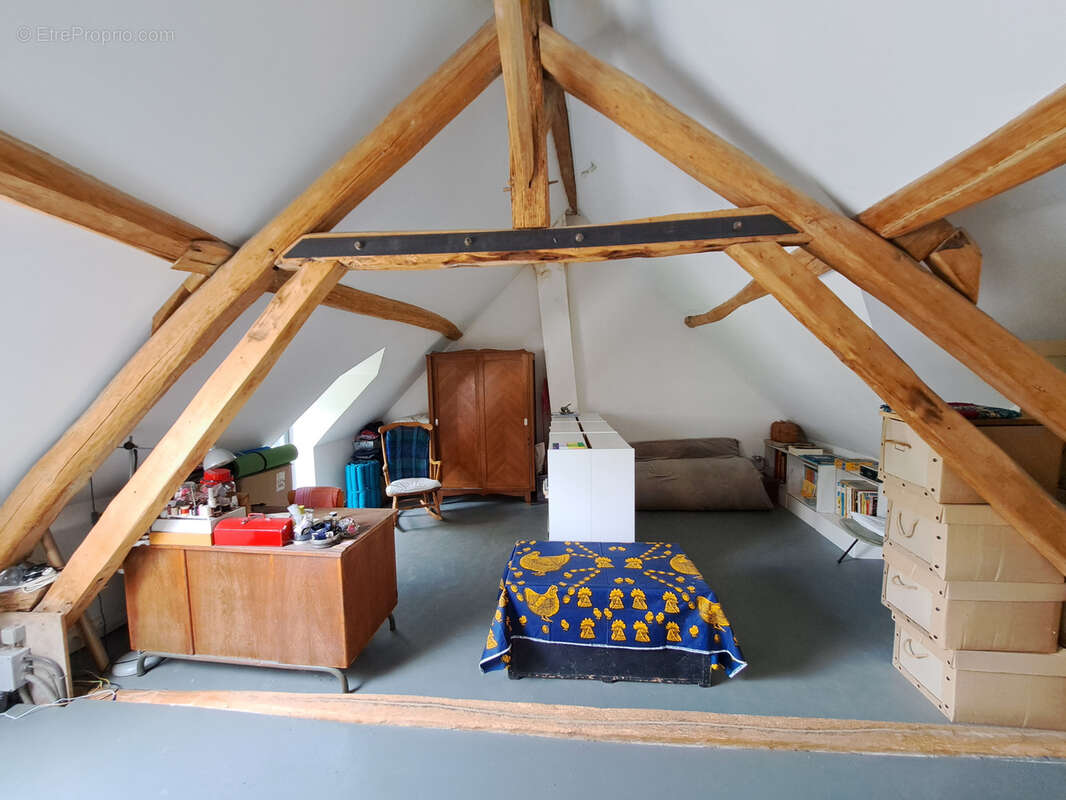 Maison à PONT-SUR-YONNE