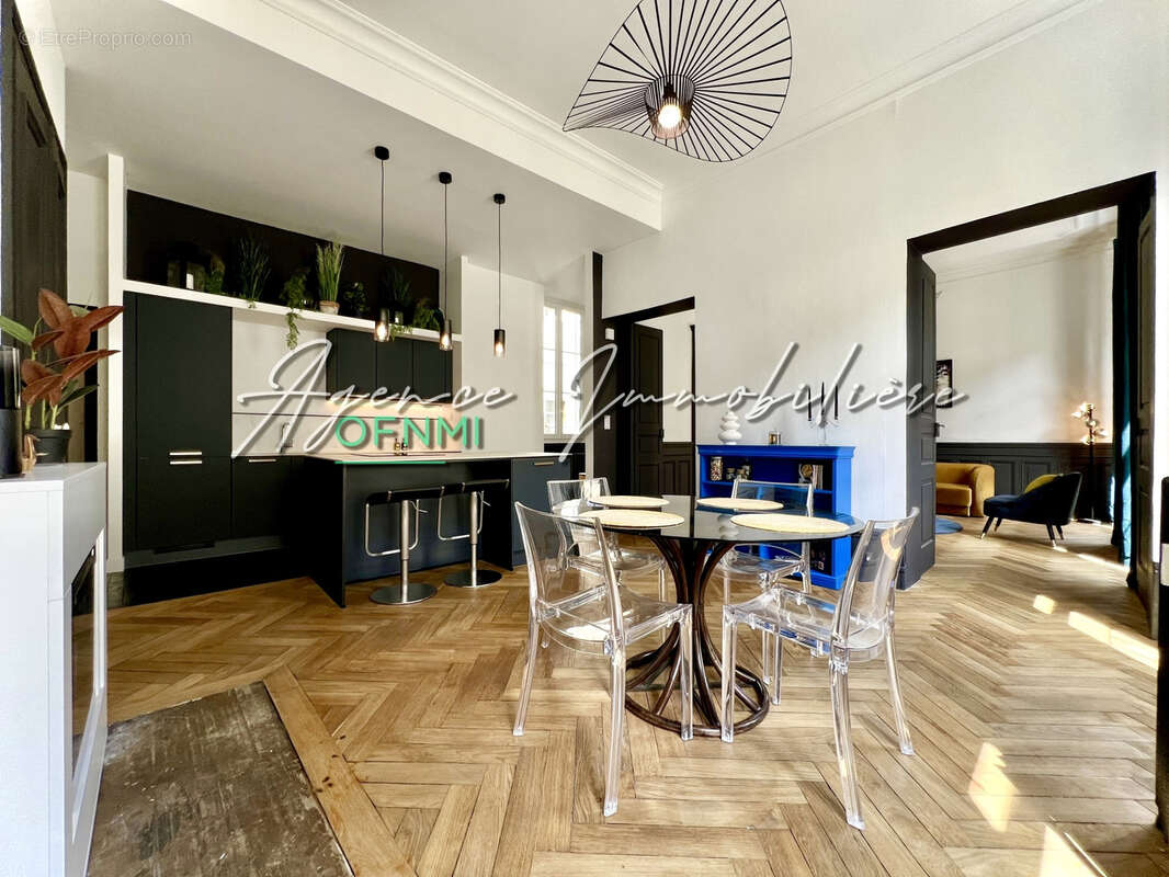 Appartement à SAINT-ETIENNE