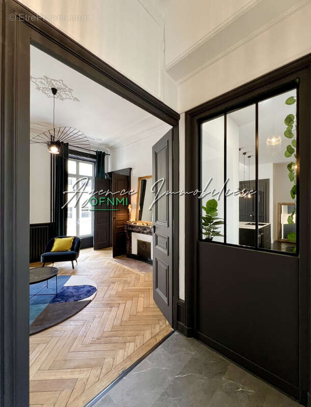 Appartement à SAINT-ETIENNE