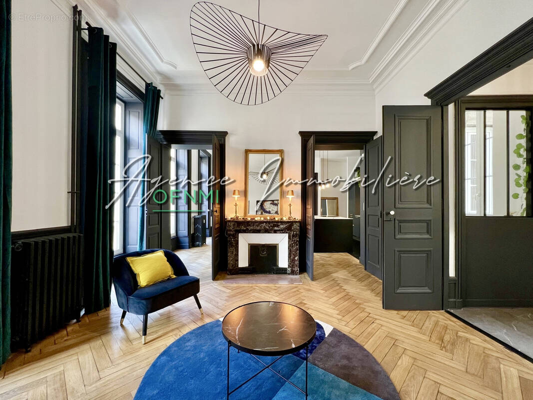 Appartement à SAINT-ETIENNE