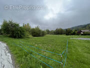 Terrain à ARACHES-LA-FRASSE