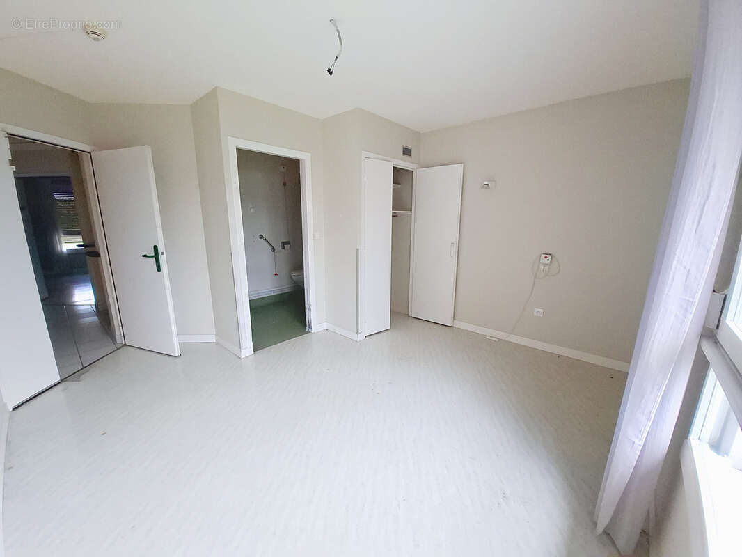 Appartement à VOURLES