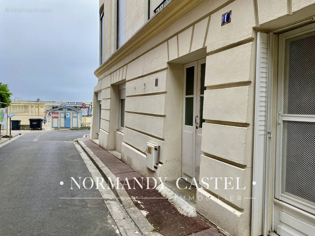 Appartement à TROUVILLE-SUR-MER