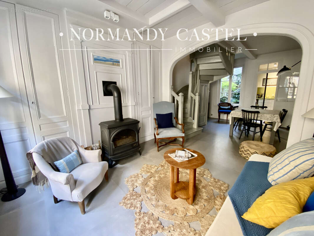 Maison à TROUVILLE-SUR-MER