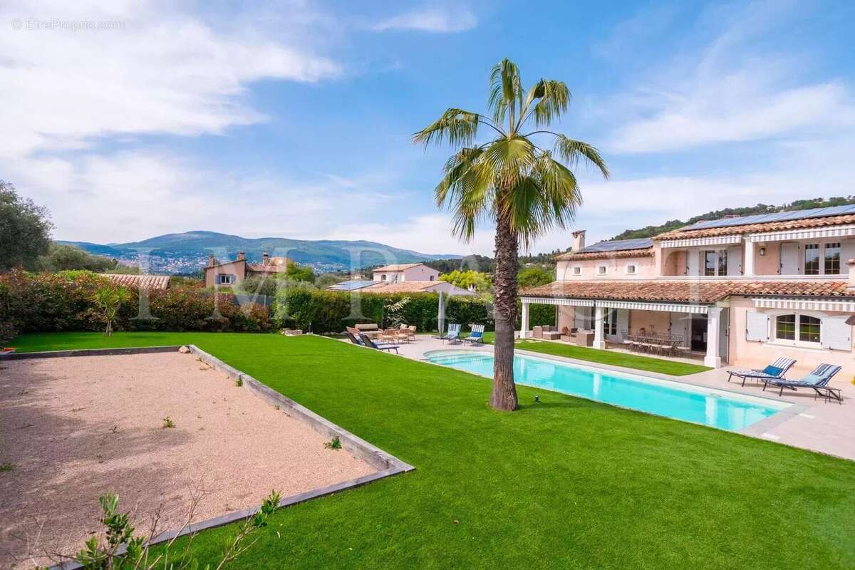 Maison à MOUANS-SARTOUX