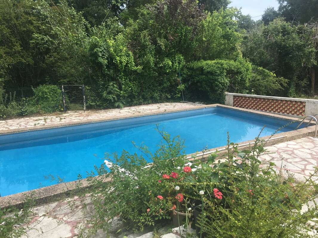 Maison à SAINT-LAURENT-DES-HOMMES