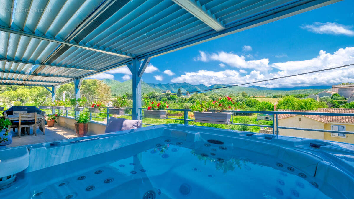 Appartement à SAINT-FLORENT