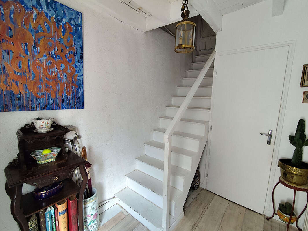 Maison à MAUPREVOIR