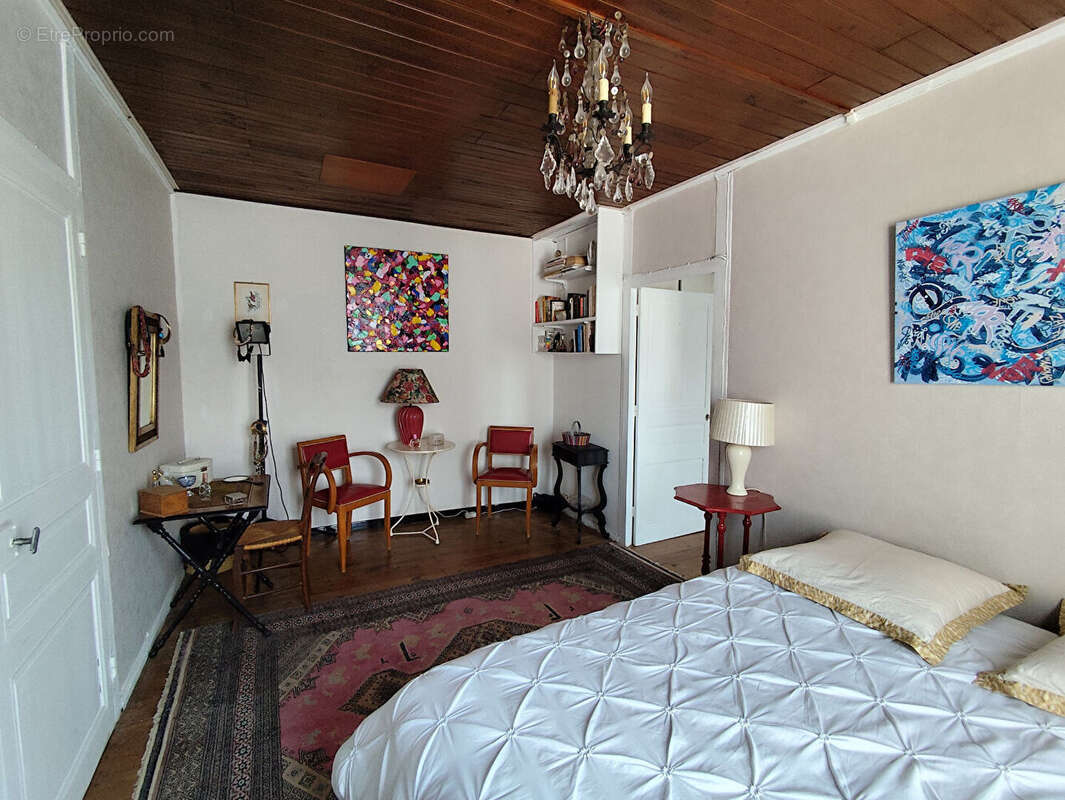 Maison à MAUPREVOIR