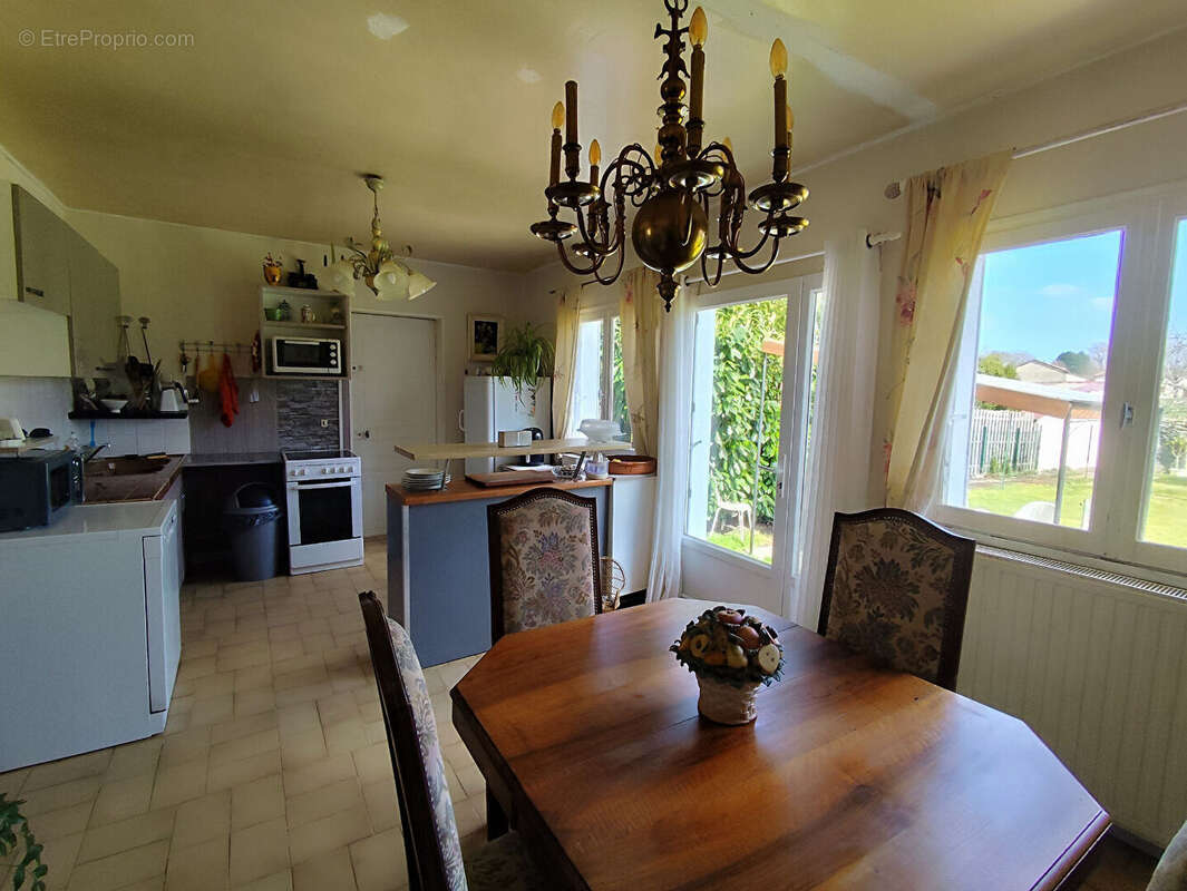 Maison à MAUPREVOIR