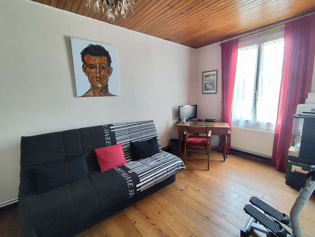 Maison à MAUPREVOIR