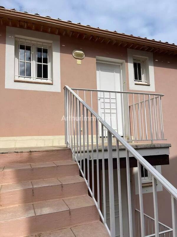 Appartement à GRIMAUD