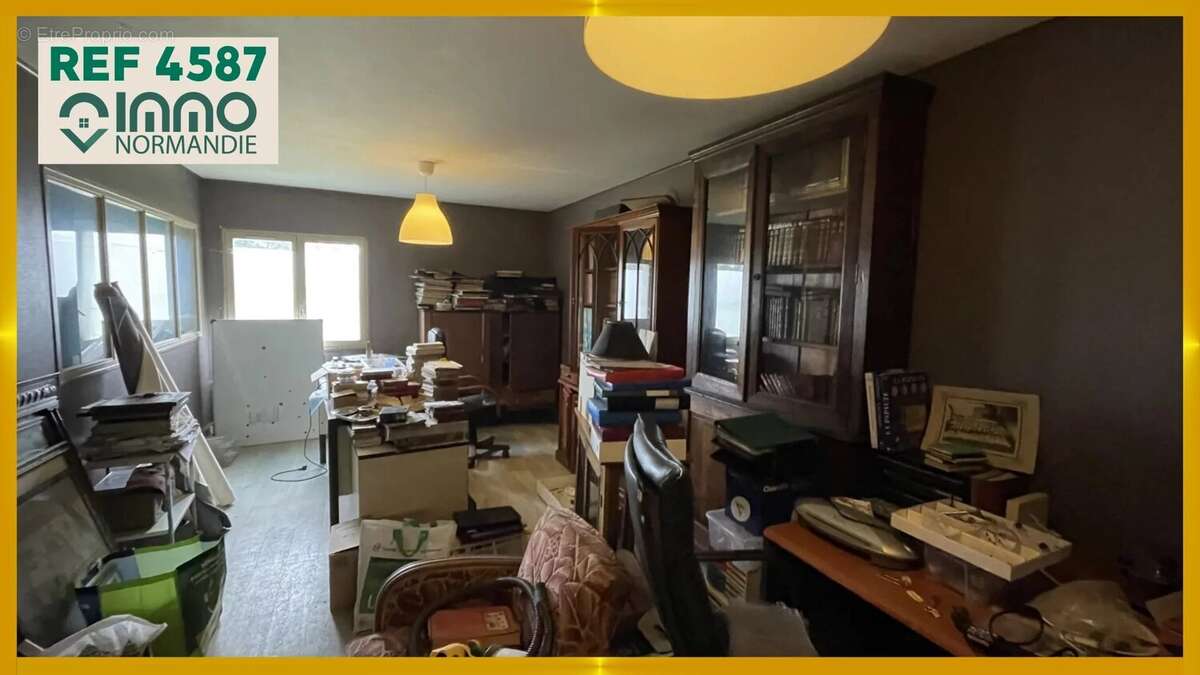 Commerce à BEAUMONT-LE-ROGER