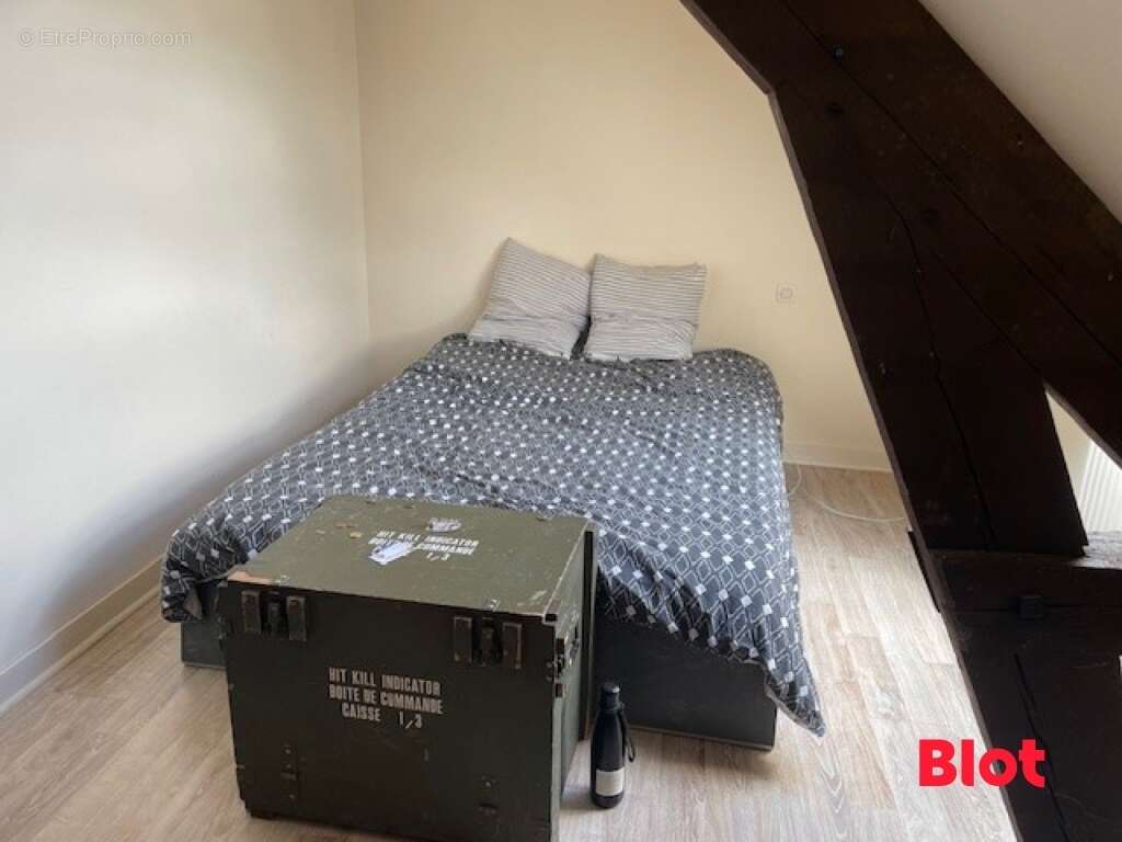 Appartement à FOUGERES