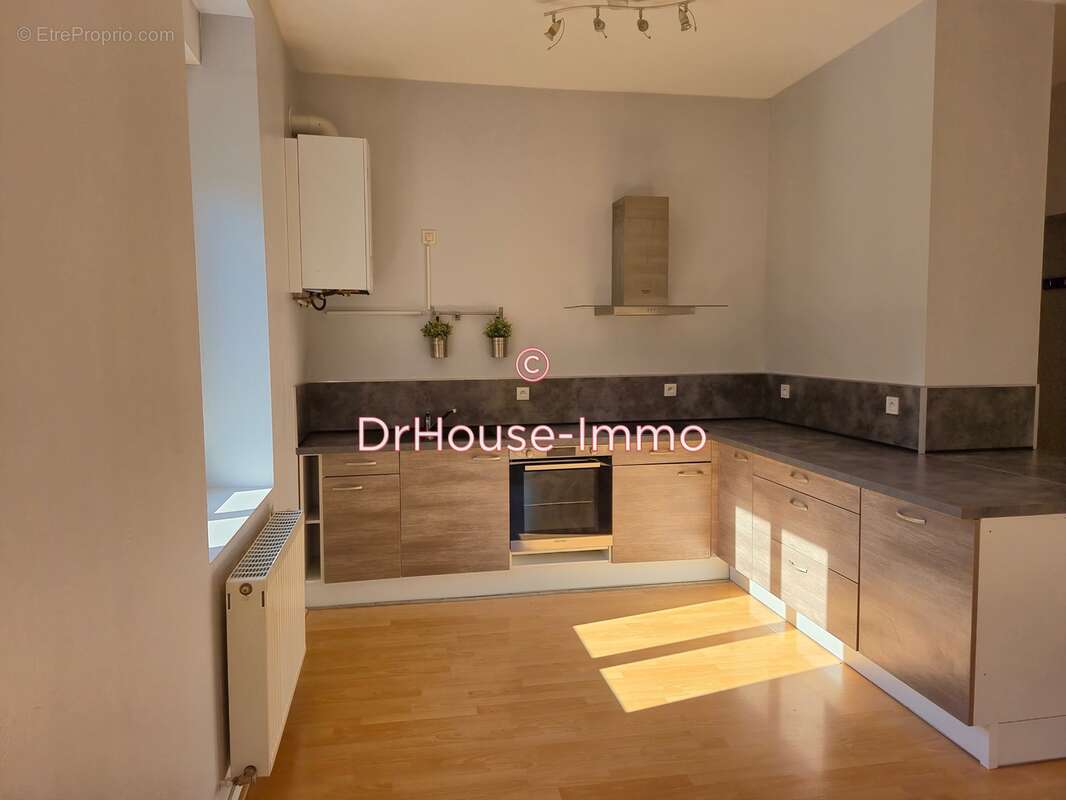 Appartement à PONT-SALOMON