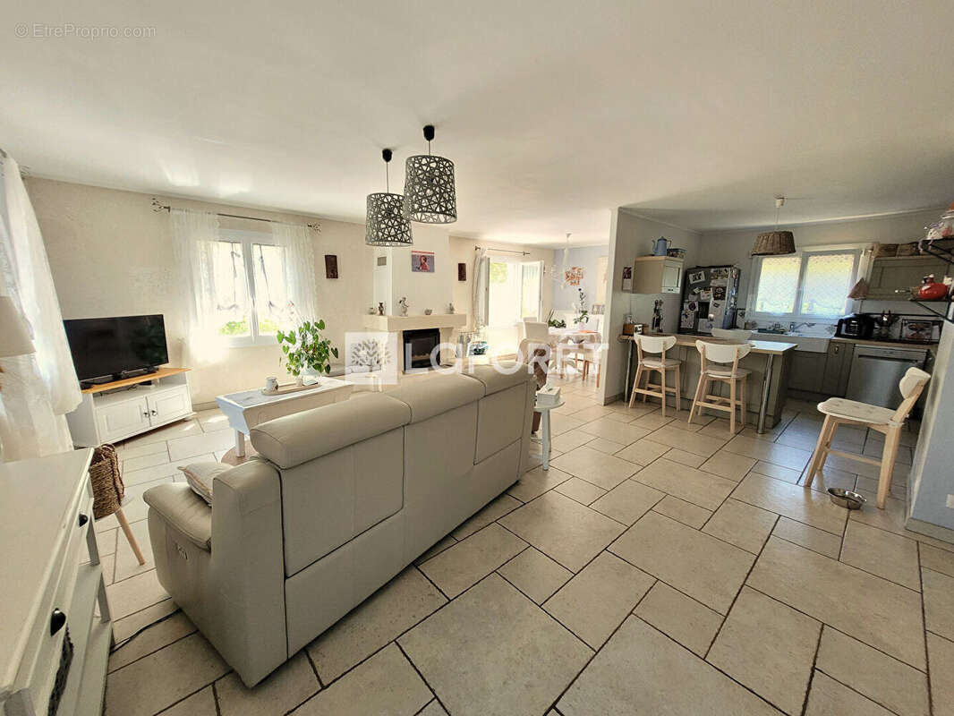 Maison à MAUSSANE-LES-ALPILLES