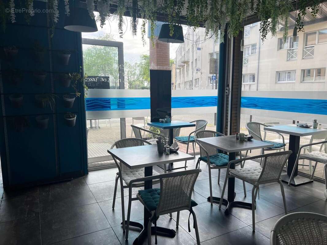 Photo 2 - Commerce à NANTES