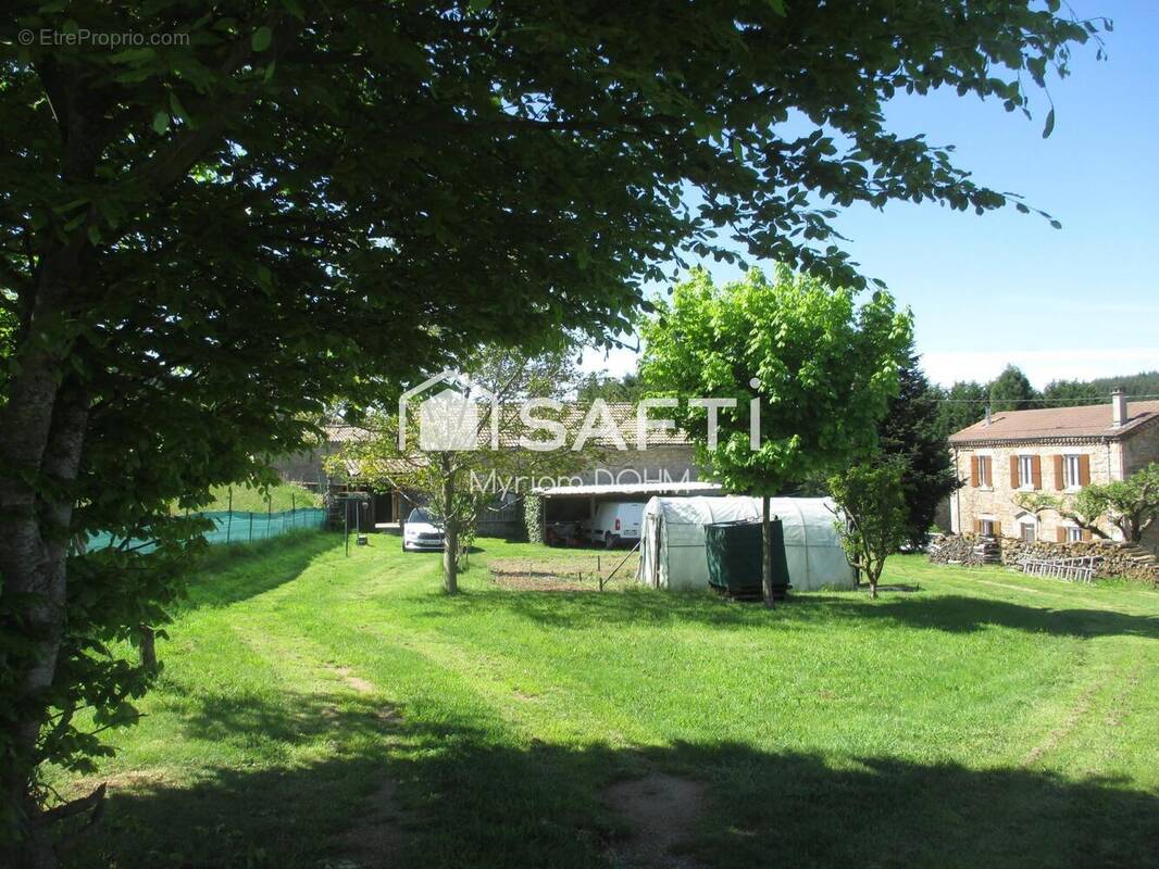 Photo 1 - Maison à SAINT-BASILE