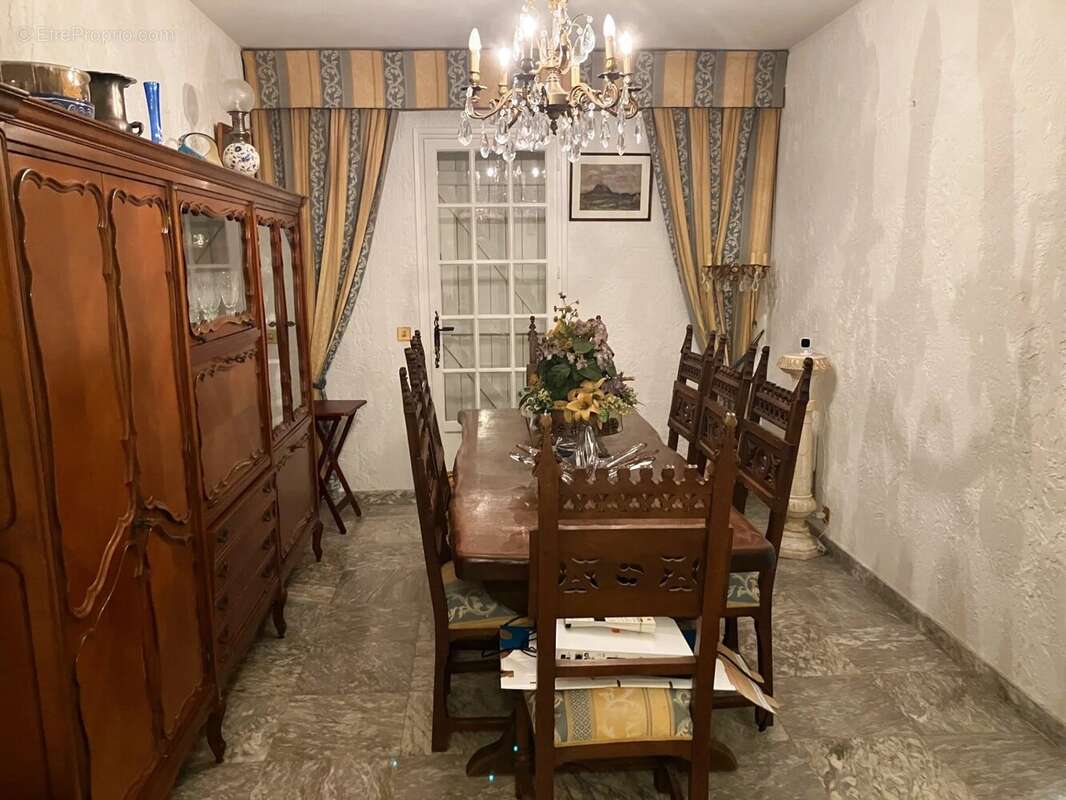 Maison à MANDELIEU-LA-NAPOULE