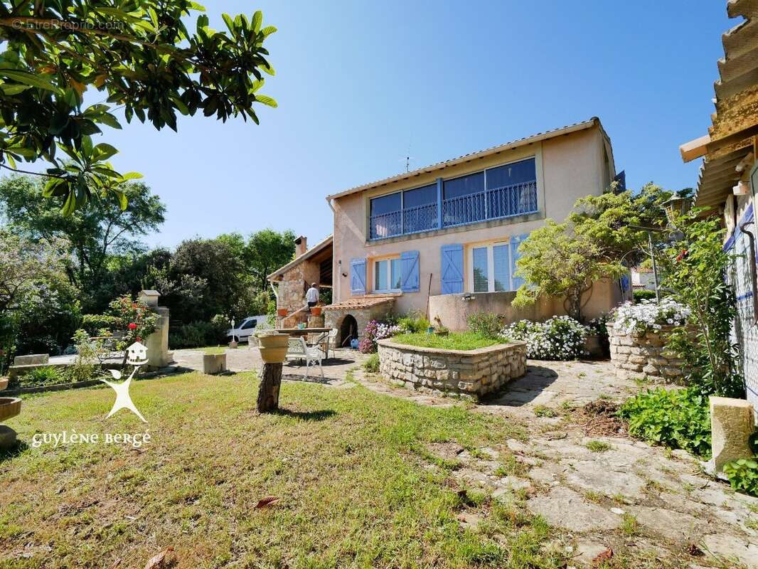 Maison à SUSSARGUES