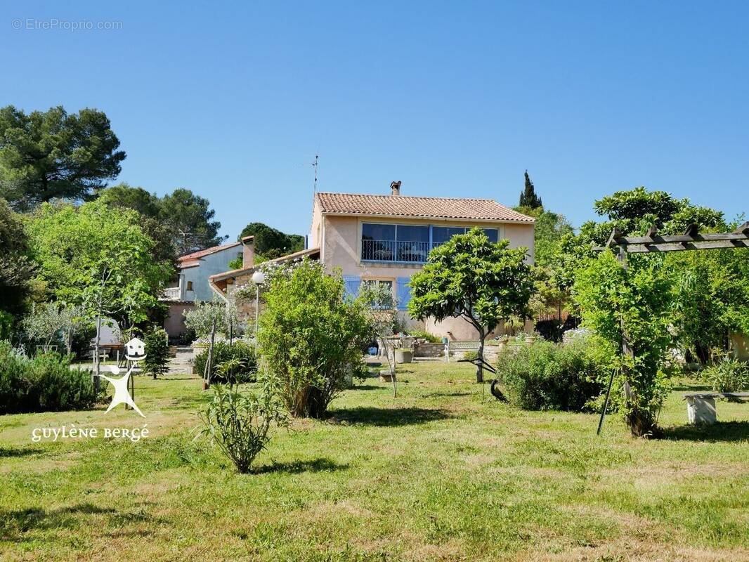 Maison à SUSSARGUES