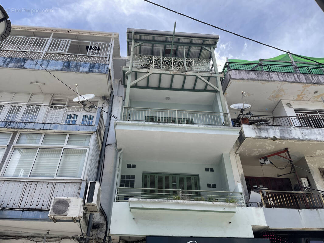 Appartement à POINTE-A-PITRE