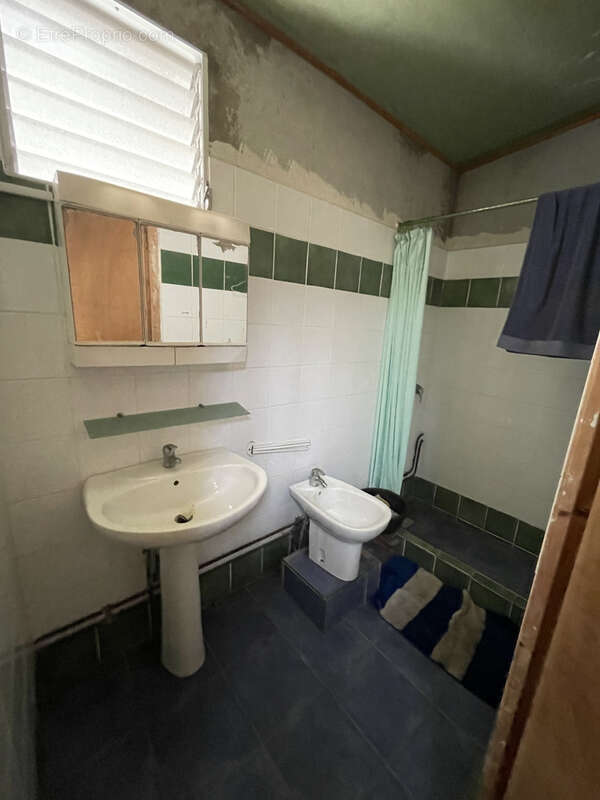 Appartement à POINTE-A-PITRE