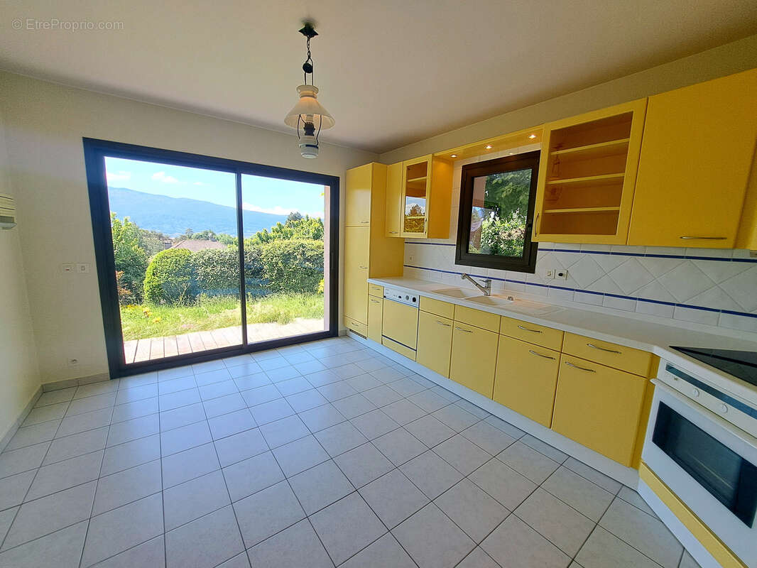 Maison à MENTHON-SAINT-BERNARD