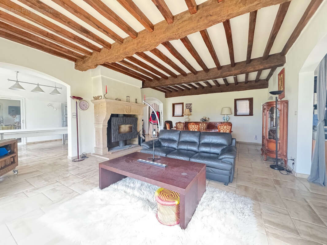 Maison à BEAUREPAIRE