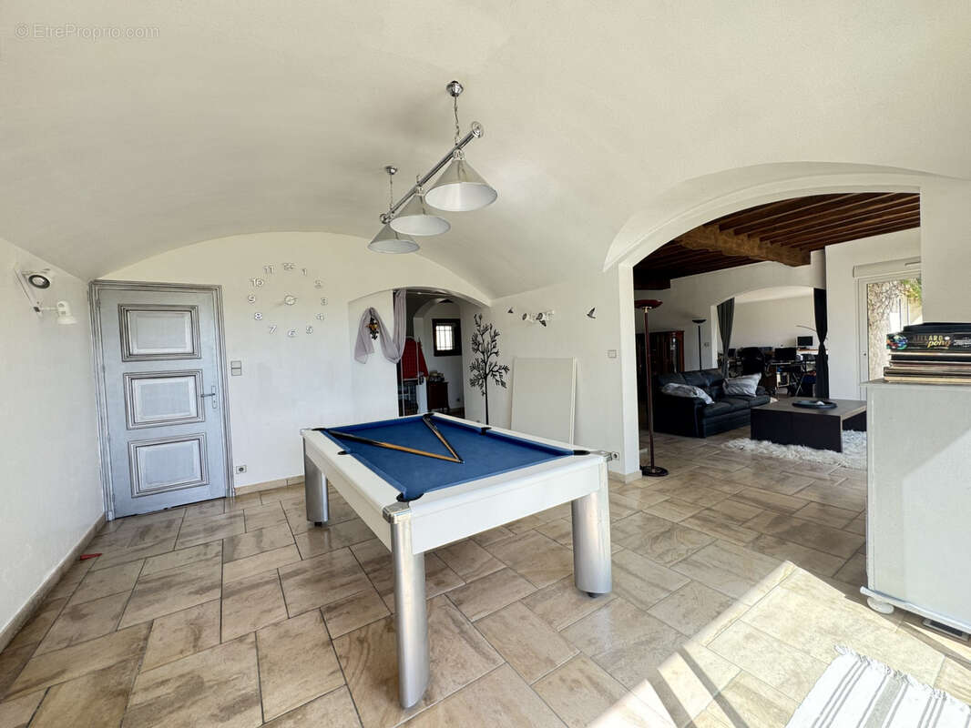 Maison à BEAUREPAIRE