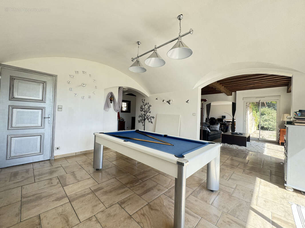 Maison à BEAUREPAIRE