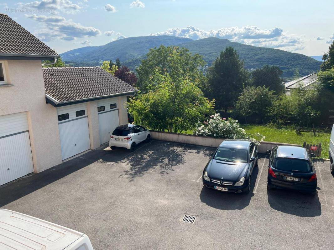 Maison à VETRAZ-MONTHOUX