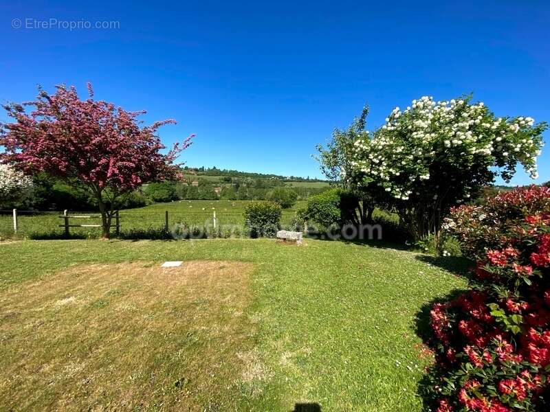 Maison à SAINT-GERMAIN-DE-LIVET