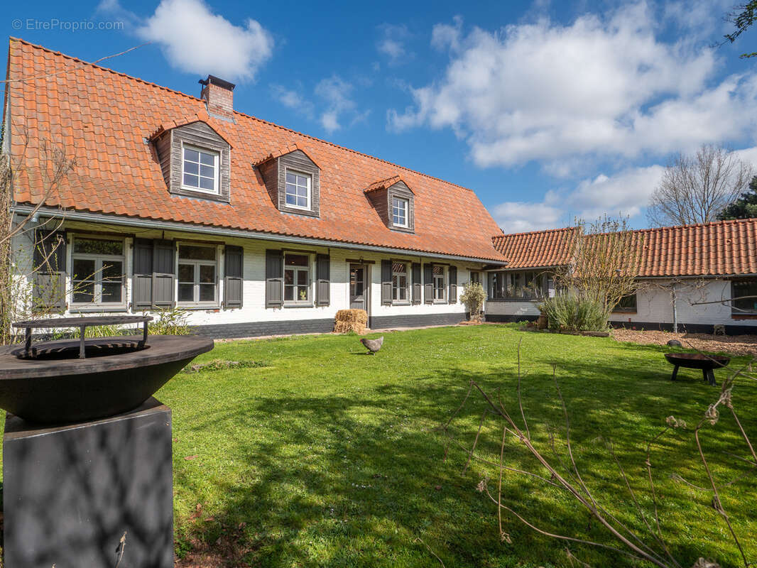 Maison à SAINGHIN-EN-MELANTOIS