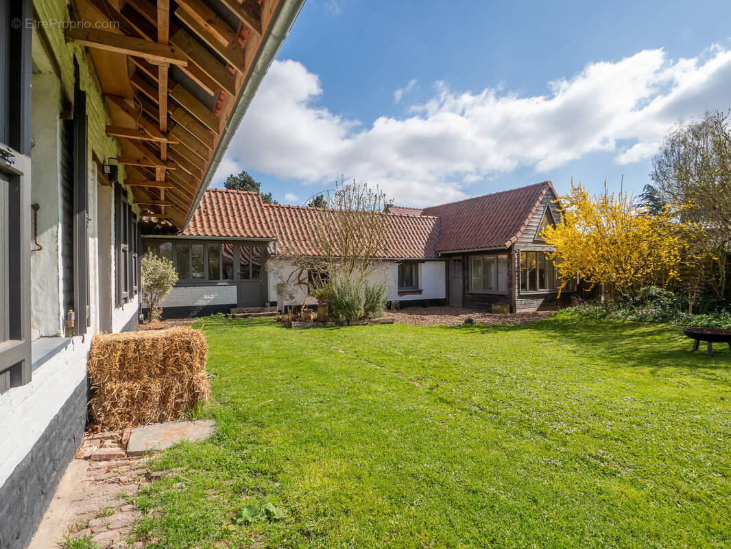 Maison à SAINGHIN-EN-MELANTOIS