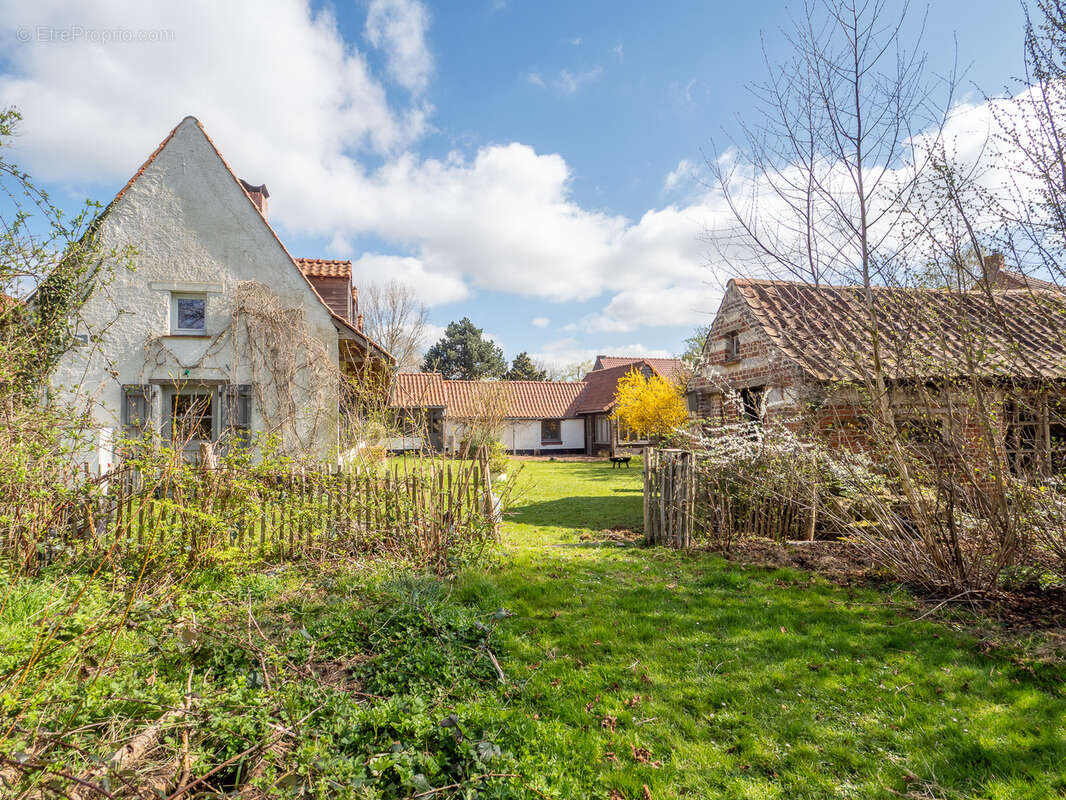 Maison à SAINGHIN-EN-MELANTOIS